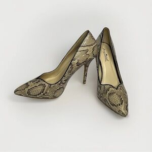 Anne Michelle Sensuous Snake Print Heels